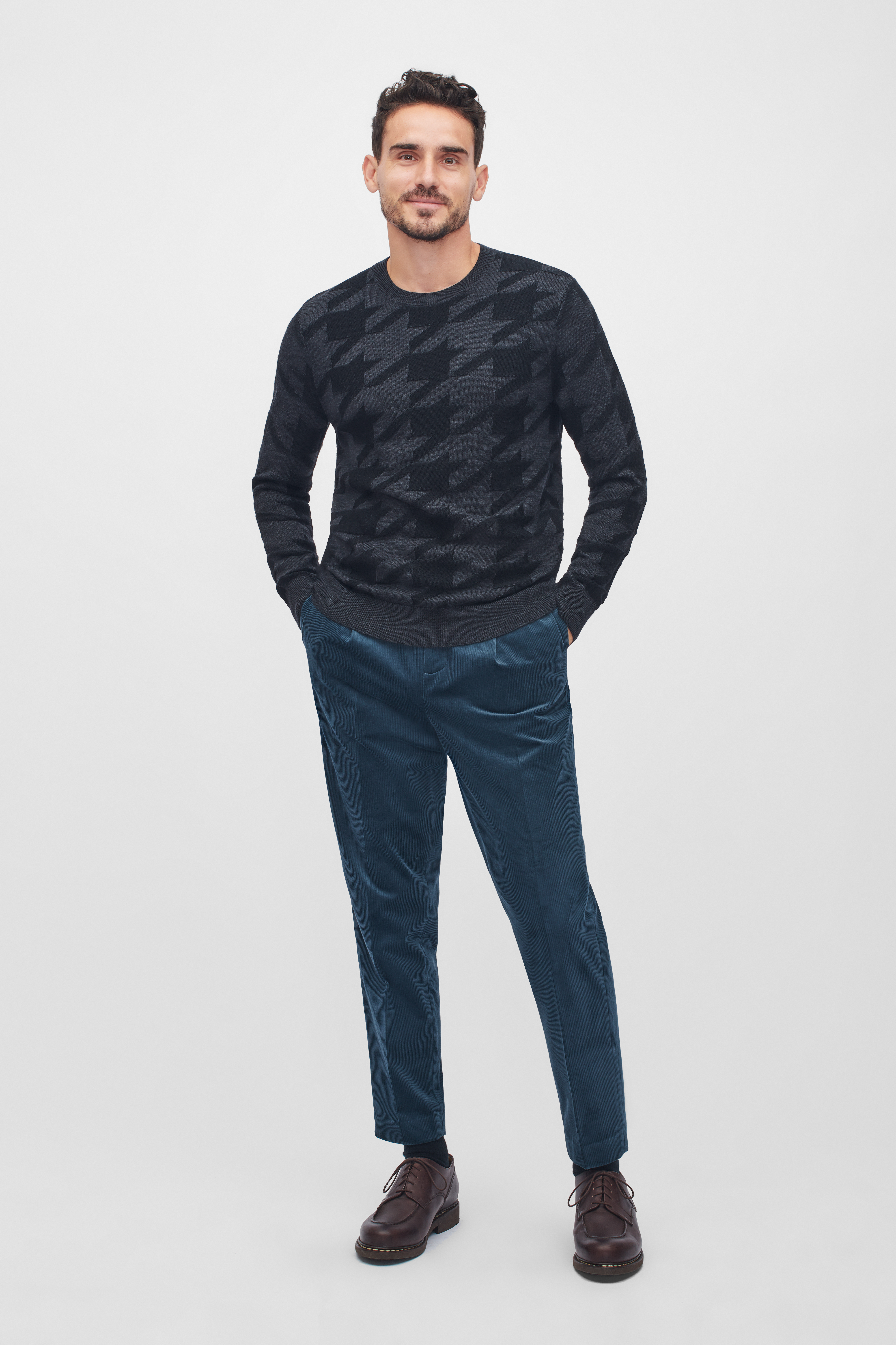 Merino Houndstooth Crew Neck Sweater