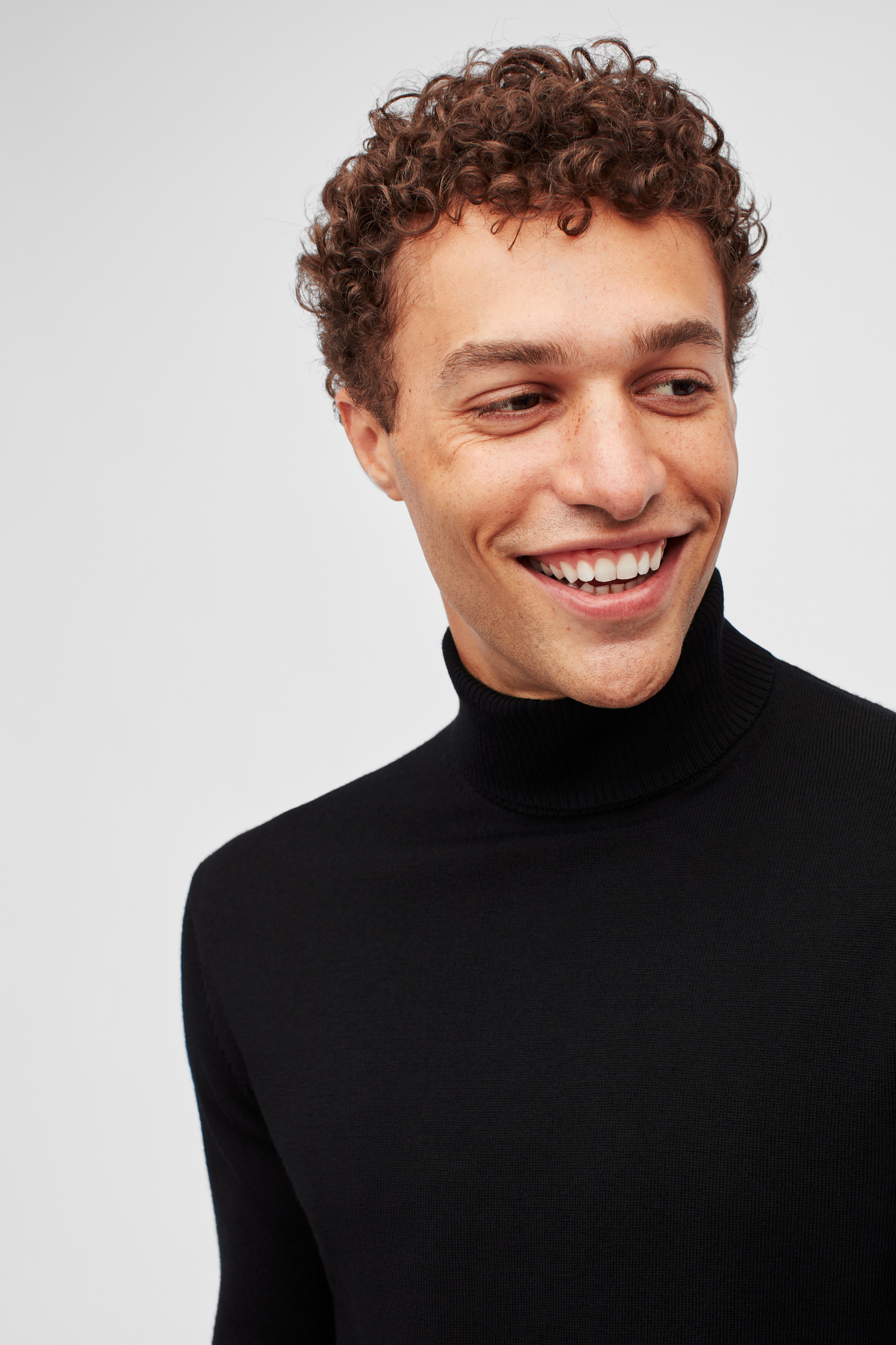 Washable Merino Turtleneck Sweater