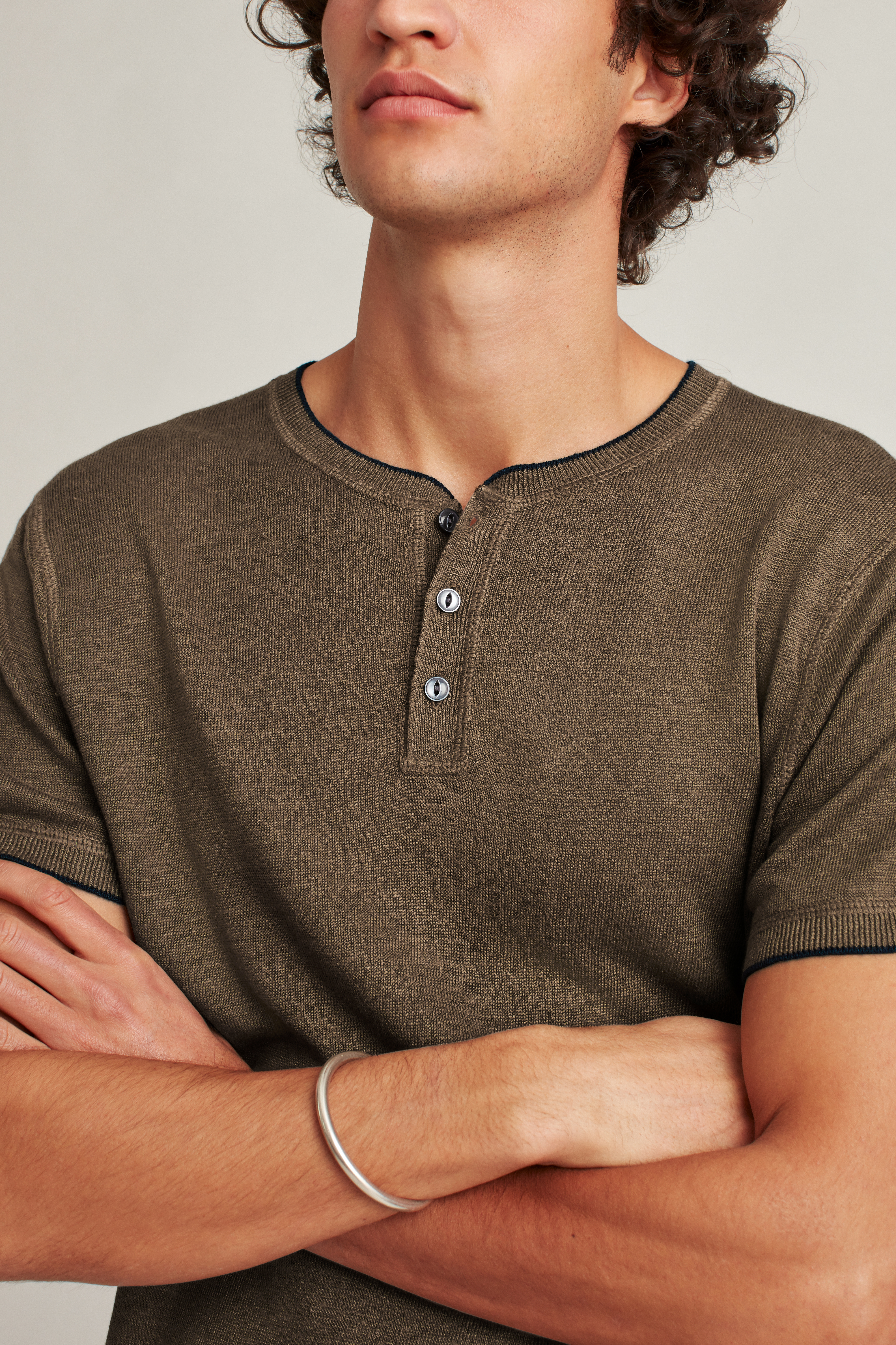 Lucky Brand Maglietta Henley Maniche Corte In Misto Lino - Uomo - Modello Classico E Versatile