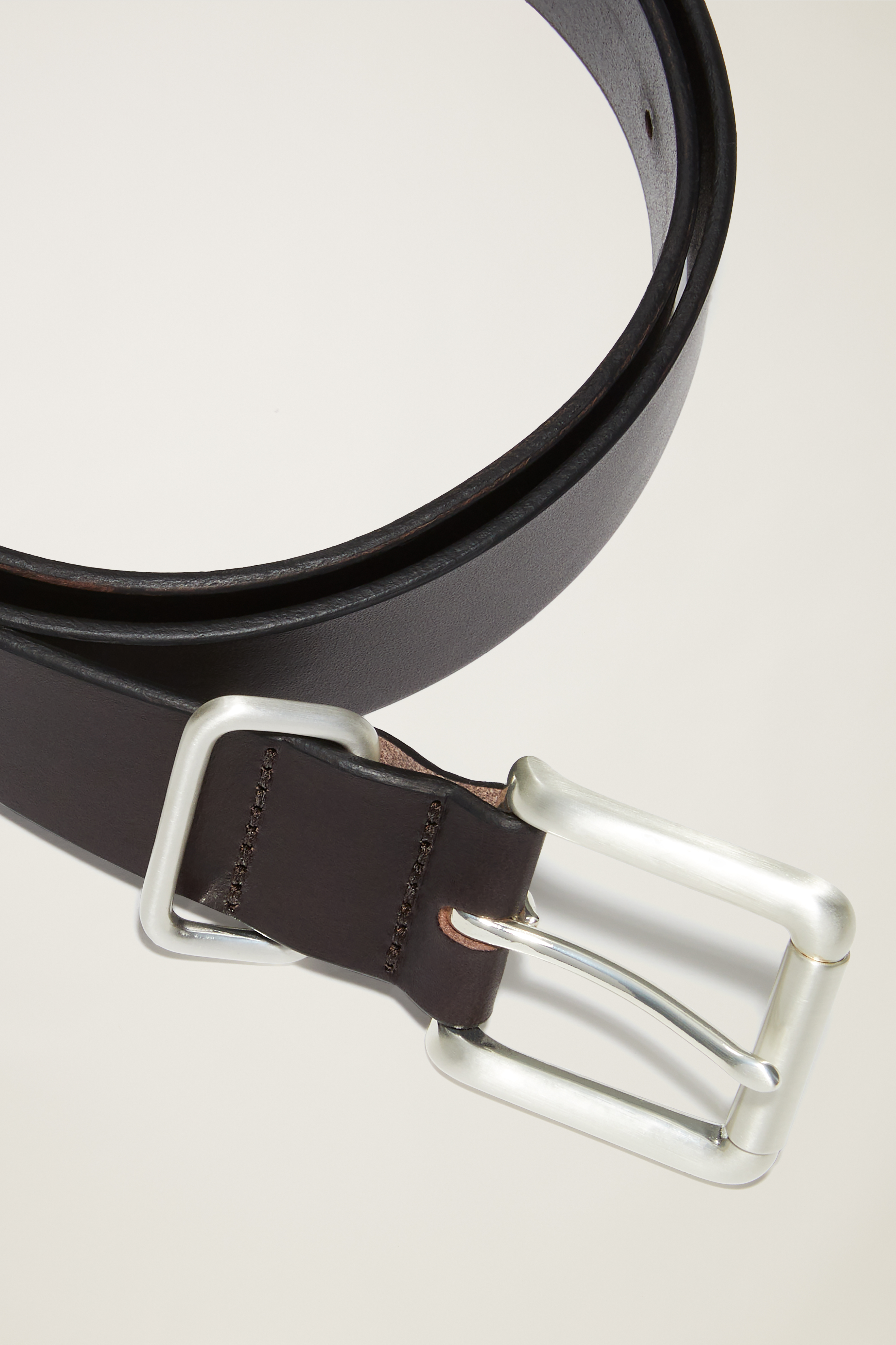 Redefine Style with Bonobos Leather Belts, A Men's Wardrobe Must