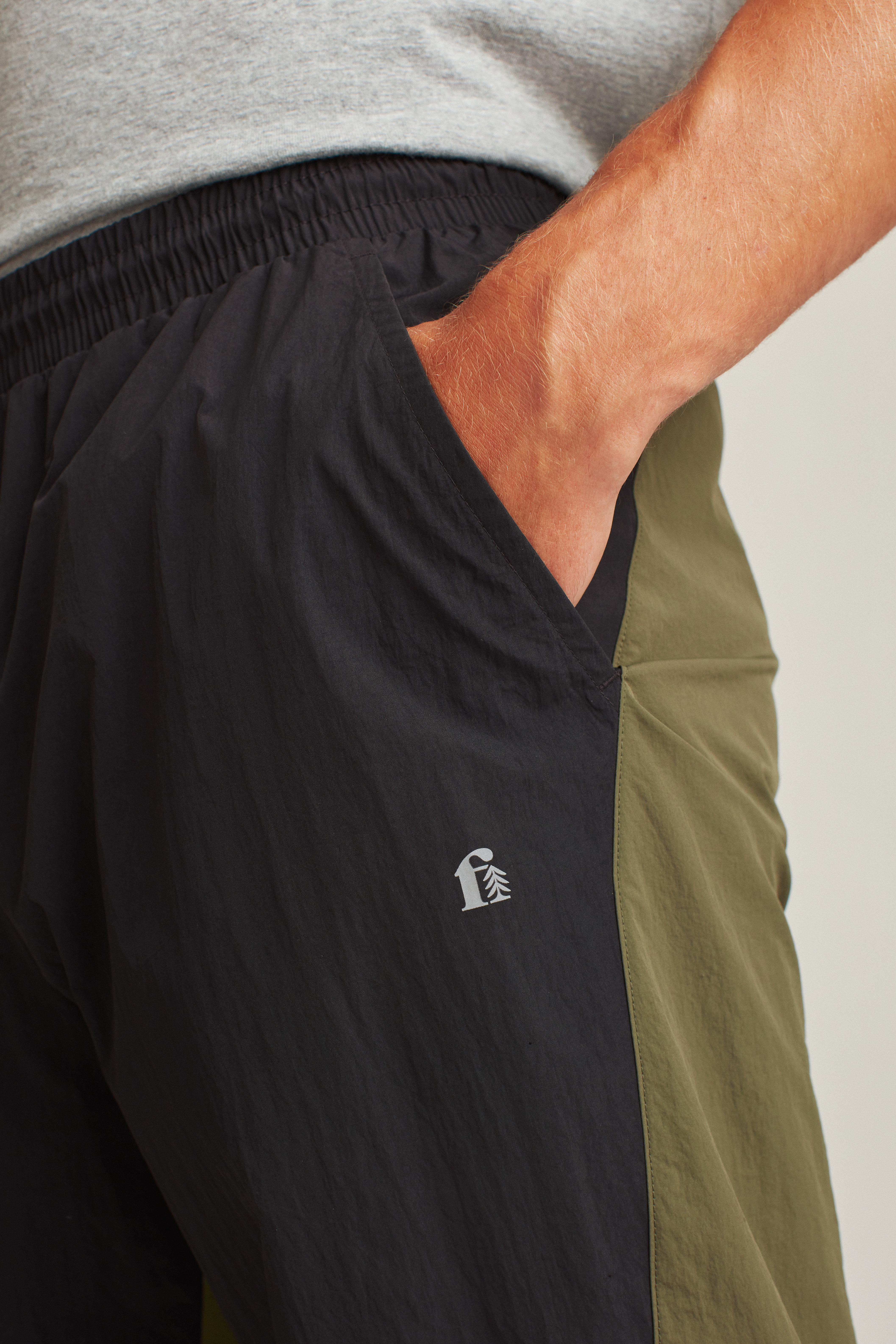 Nylon Windbreaker Pant