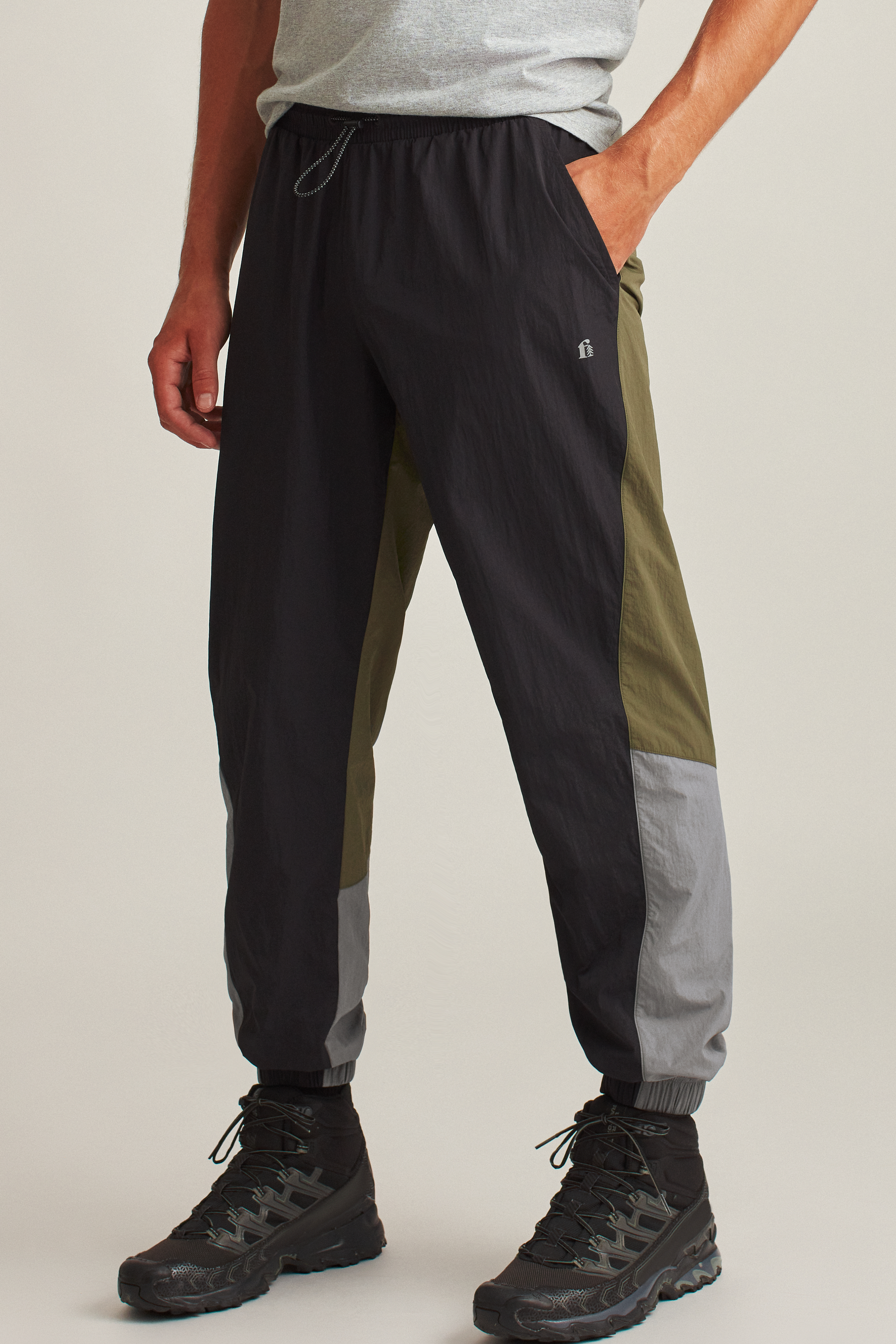 Nylon Windbreaker Pant