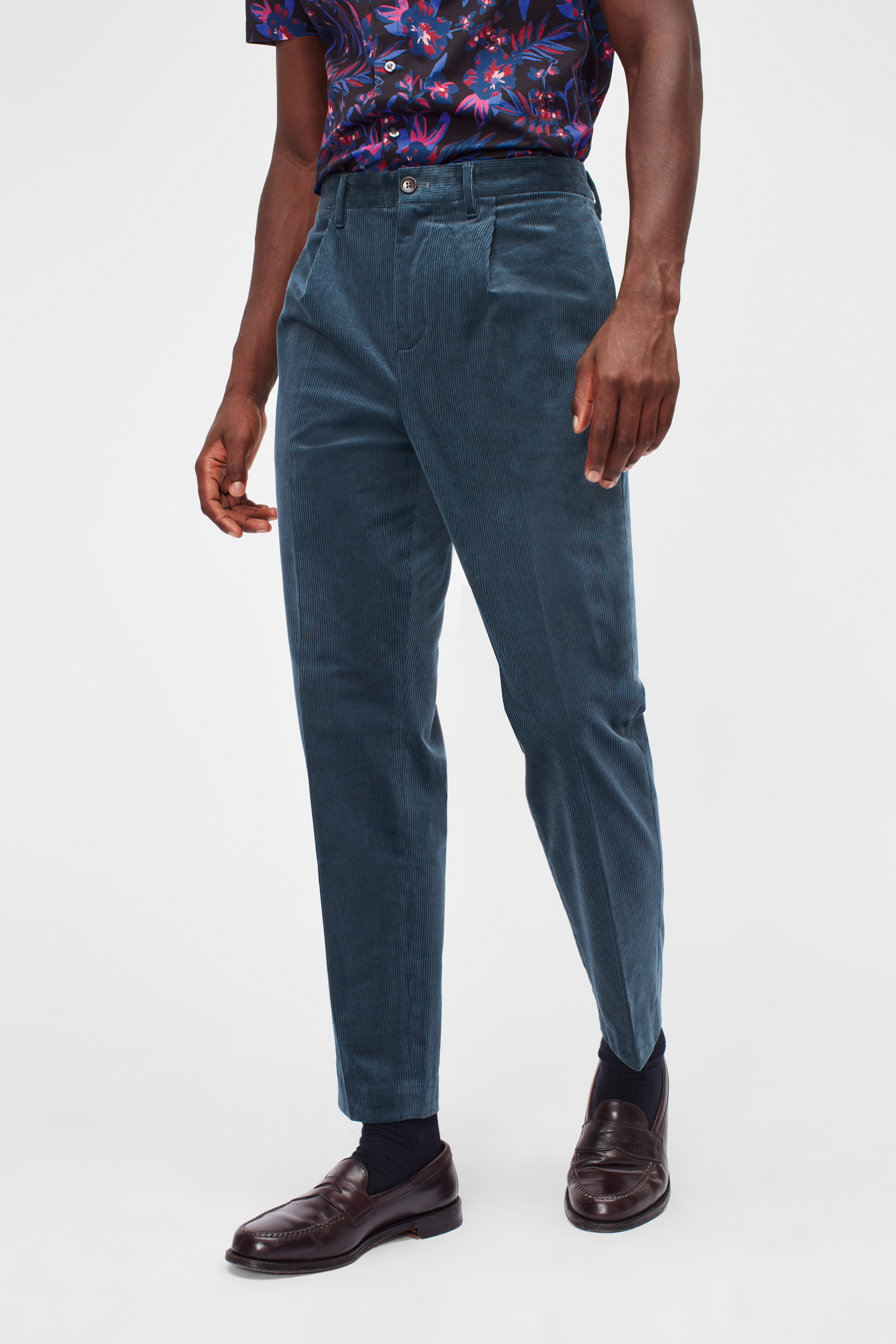 Pleated Stretch Corduroy Trousers