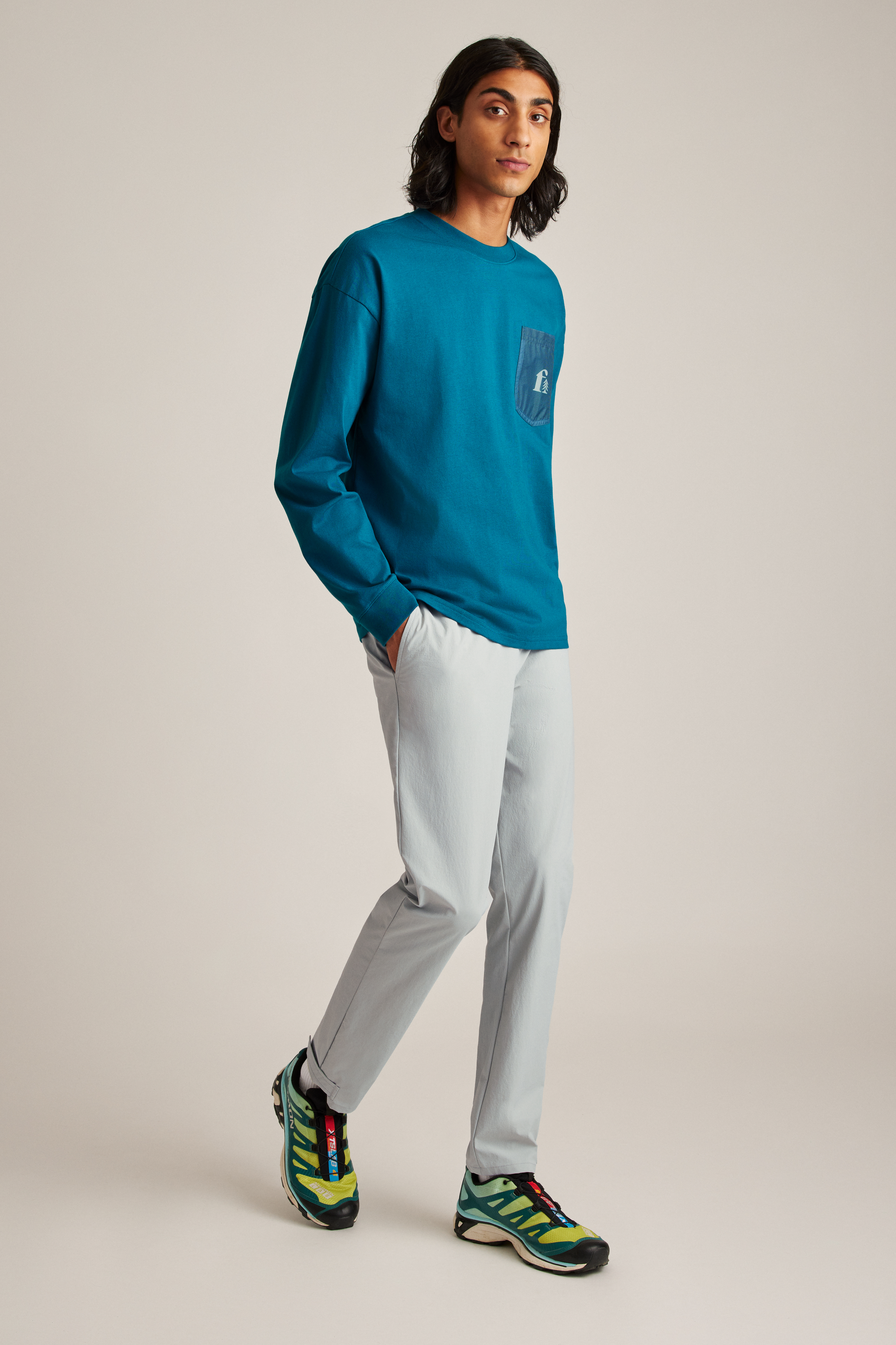 Relaxed Long Sleeve Pocket Tee | Fielder | Bonobos