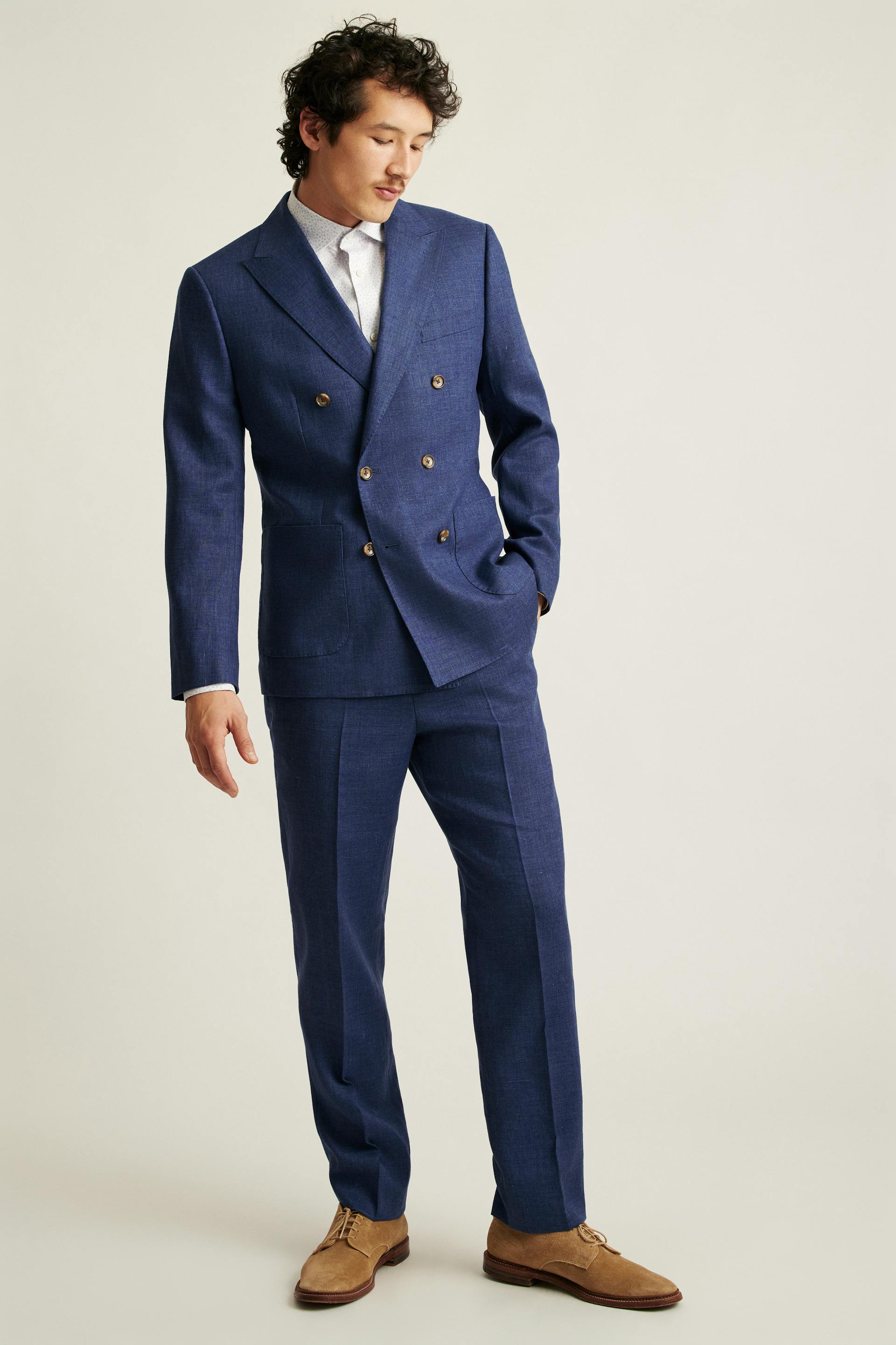 Jetsetter Italian Linen Double Breasted Suit