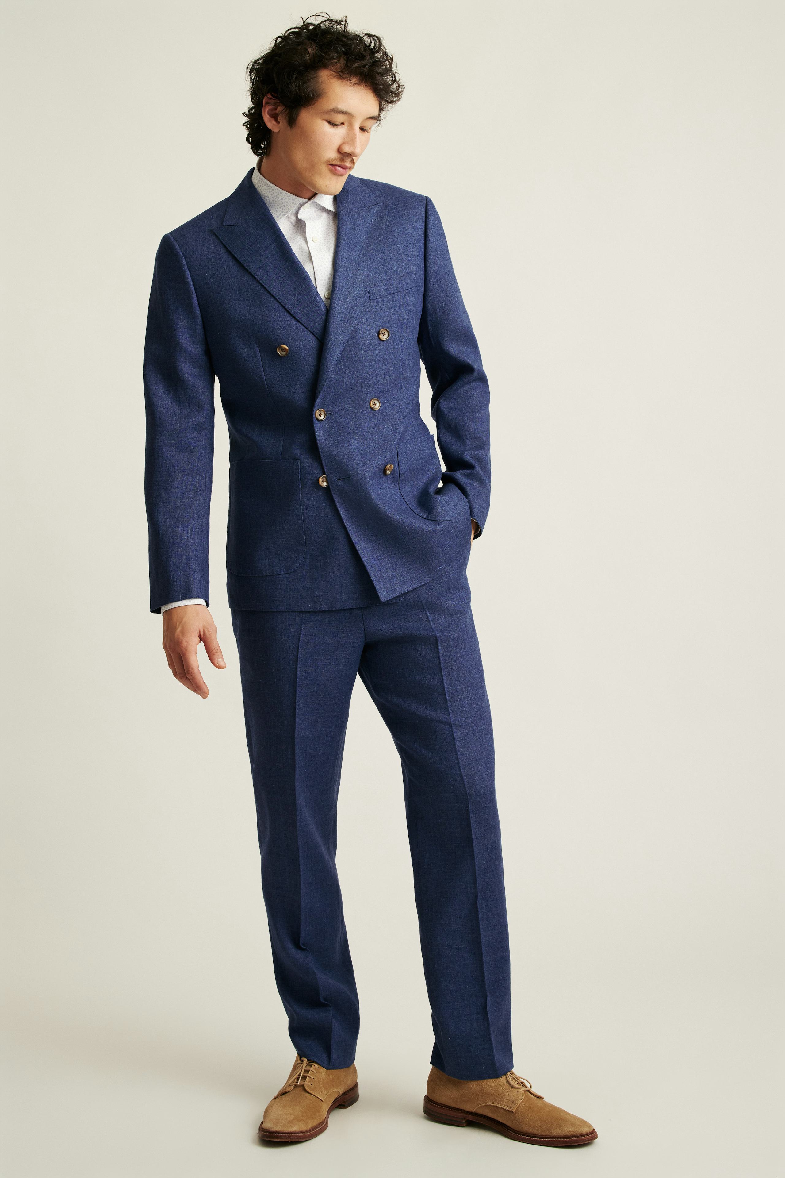 Jetsetter Italian Linen Double Breasted Suit