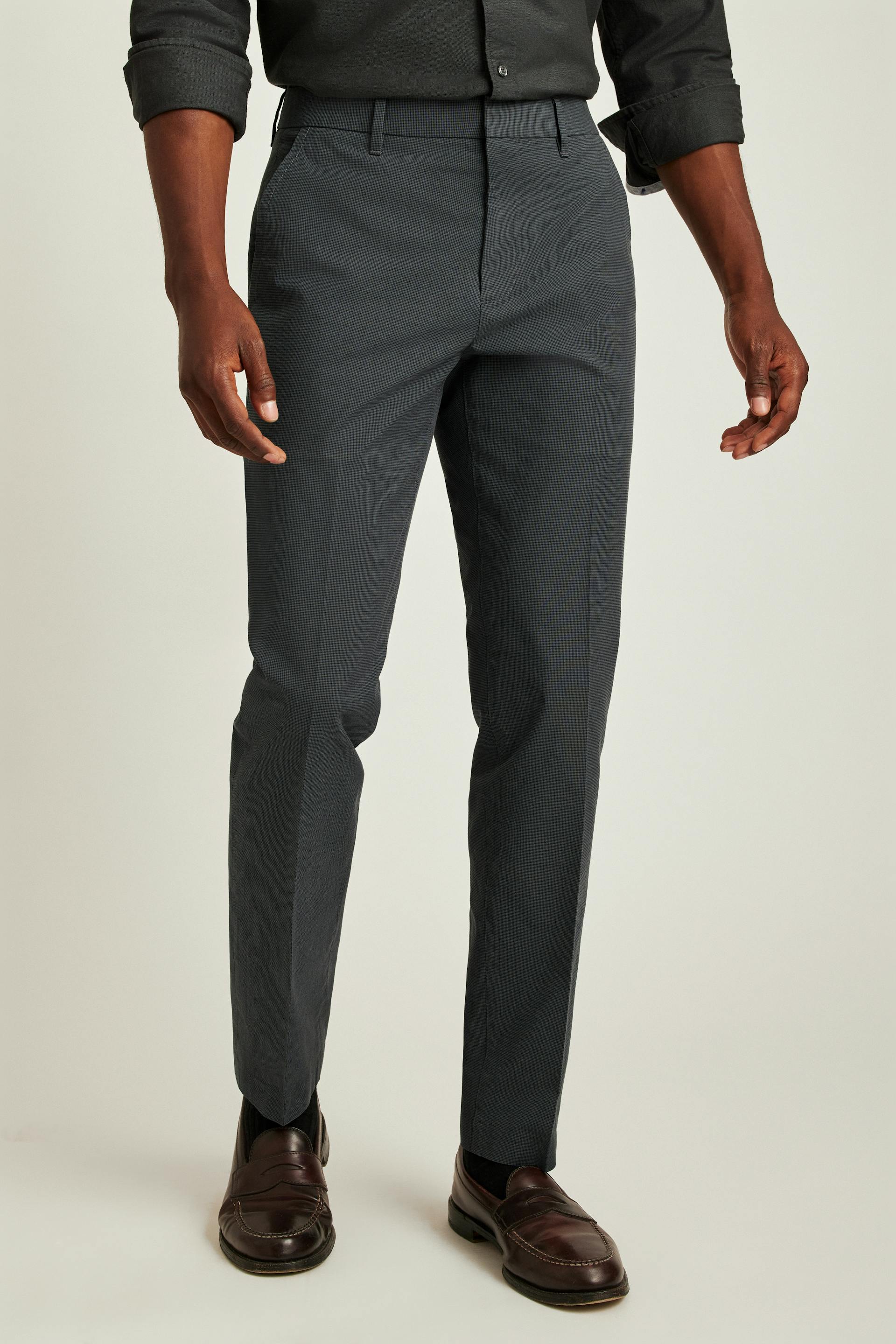 Weekday Warrior Dress Pants