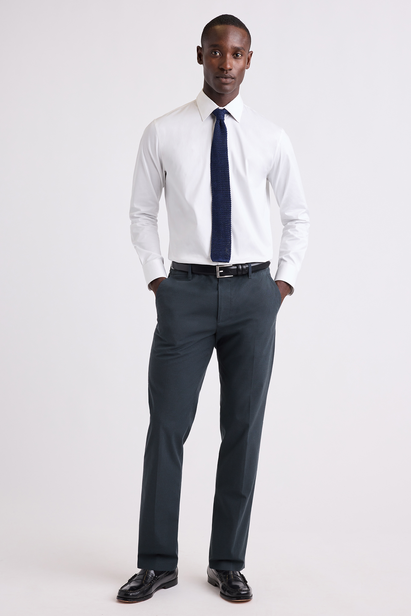 Weekday Warrior Dress Pants